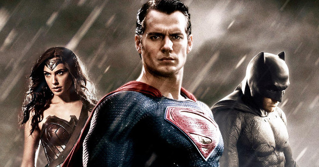 Warner registra cuatro nuevas películas de superhéroes