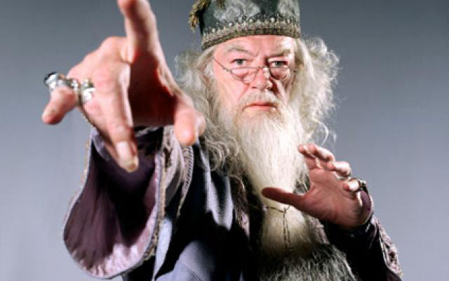 “Dumbledore es gay” defiende J.K. Rowling