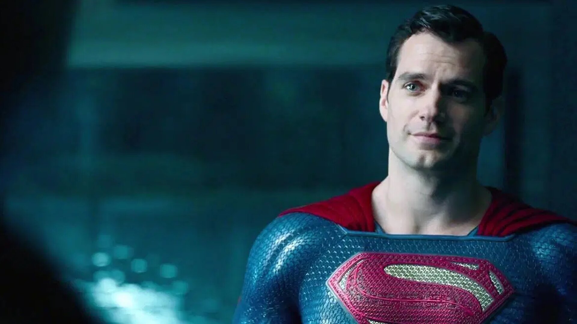 Henry Cavill dispuesto a ser Superman otra vez