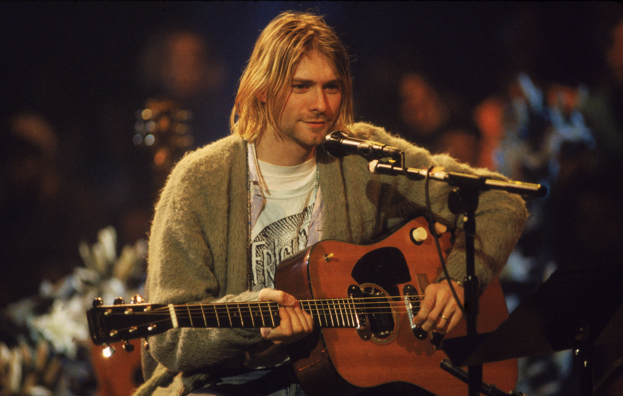 La guitarra de Kurt Cobain se vende por 6 millones de dólares.