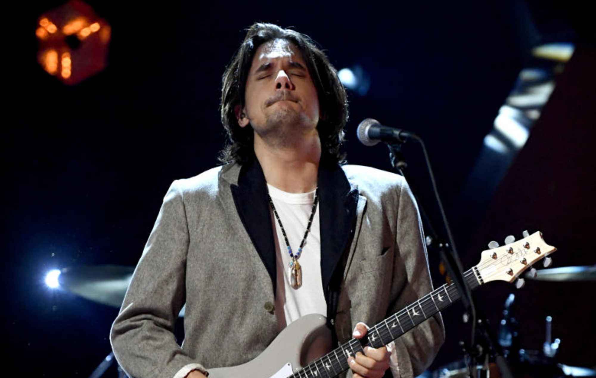 John Mayer dice que su esperado nuevo álbum está terminado