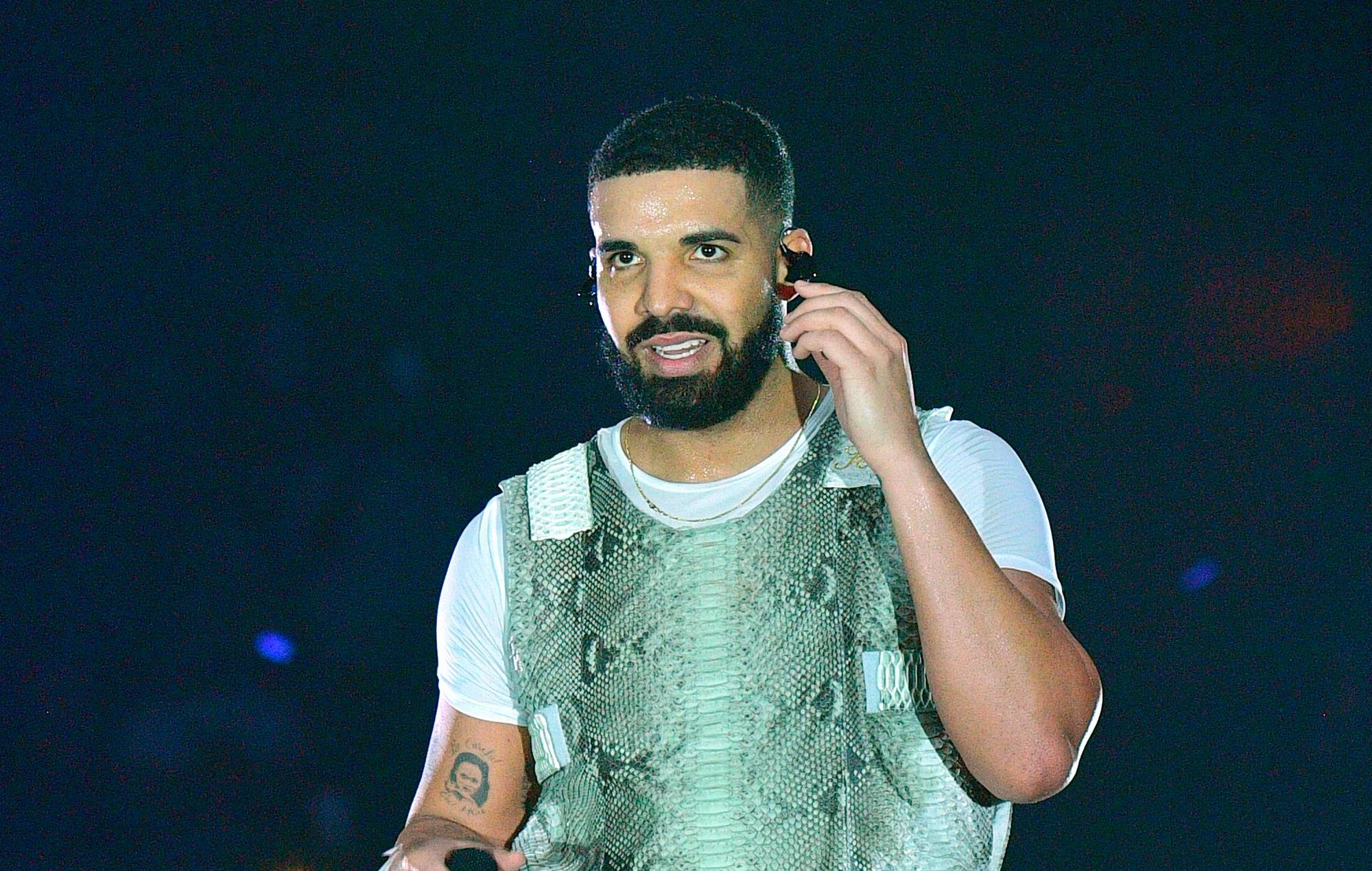Un clip de Drake siendo trolleado por un comediante en las redes sociales se vuelve viral