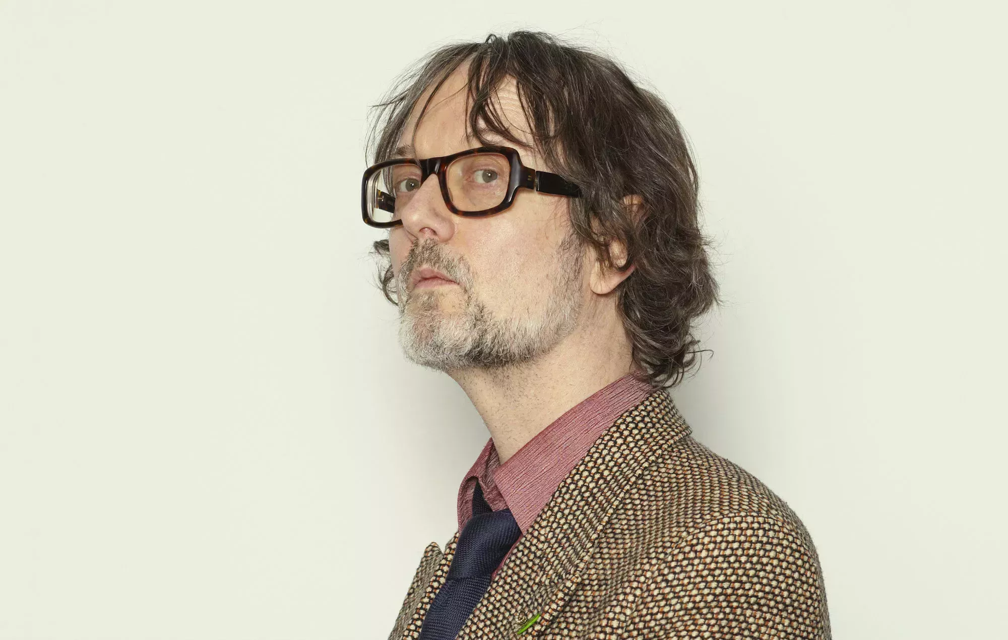 Jarvis Cocker's JARV IS... comparten el tema 'This Is Going To Hurt'