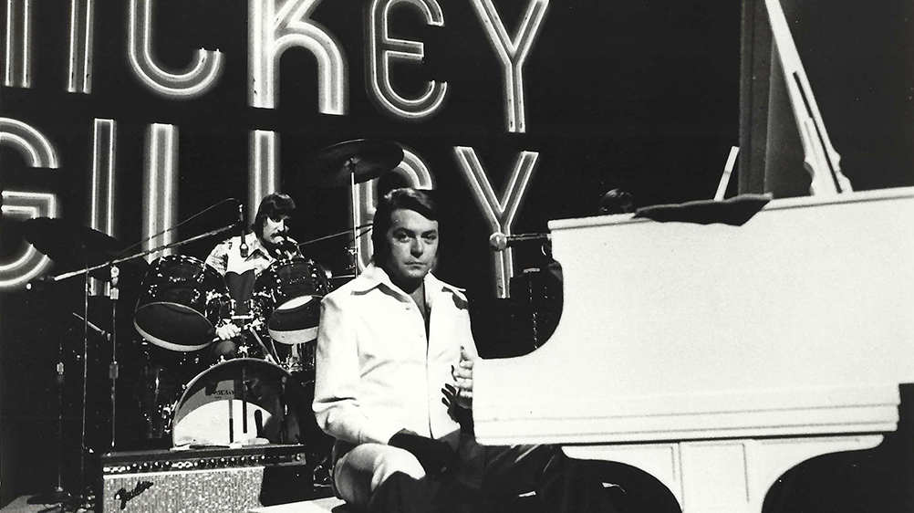 Mickey Gilley fue un músico que provocó la moda de los "vaqueros urbanos" de los años 80