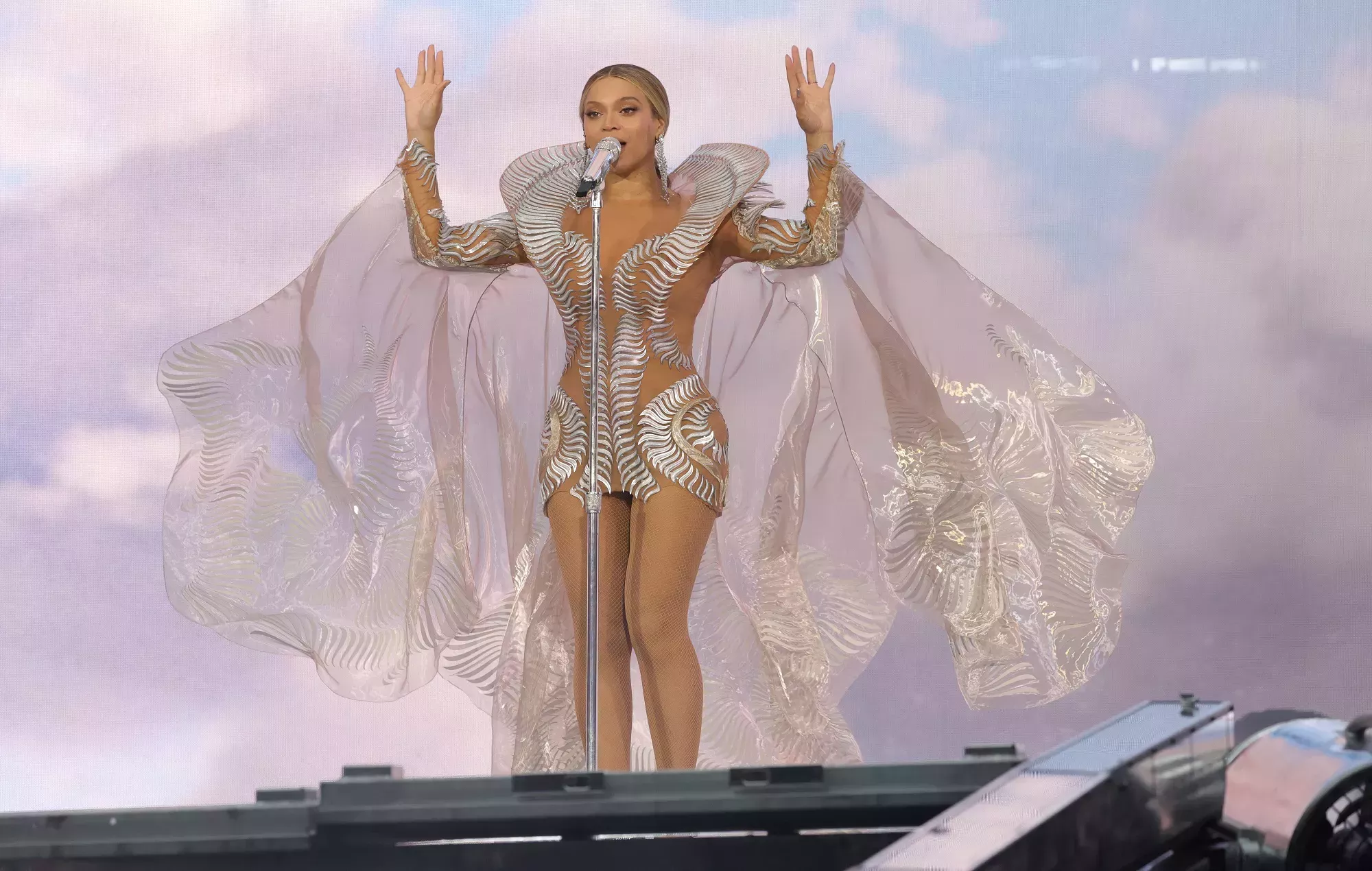 Se hace viral un vídeo de Beyoncé en el que muestra su frustración con el equipo del escenario durante la gira 