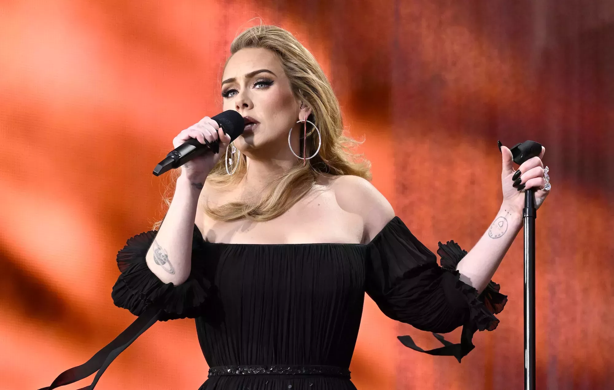 Adele revela qué canción de Lady Gaga le parece la 