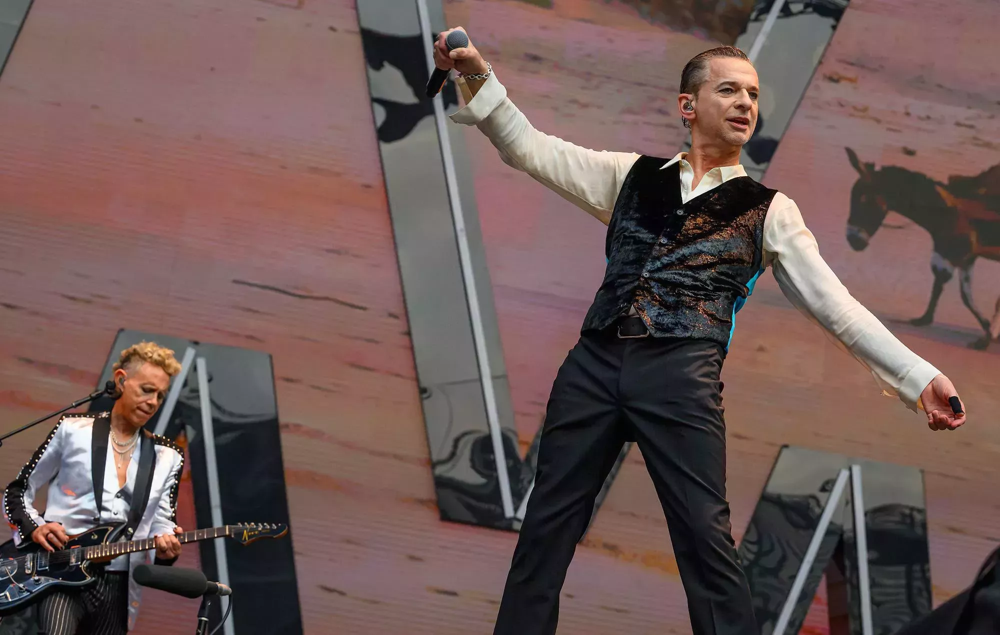 Depeche Mode añade fechas extra a su gira 'Memento Mori' de 2024