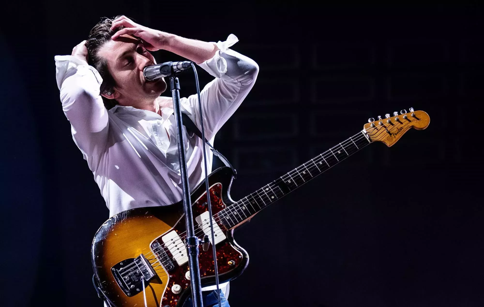 Los Arctic Monkeys estrenan en directo el tema 