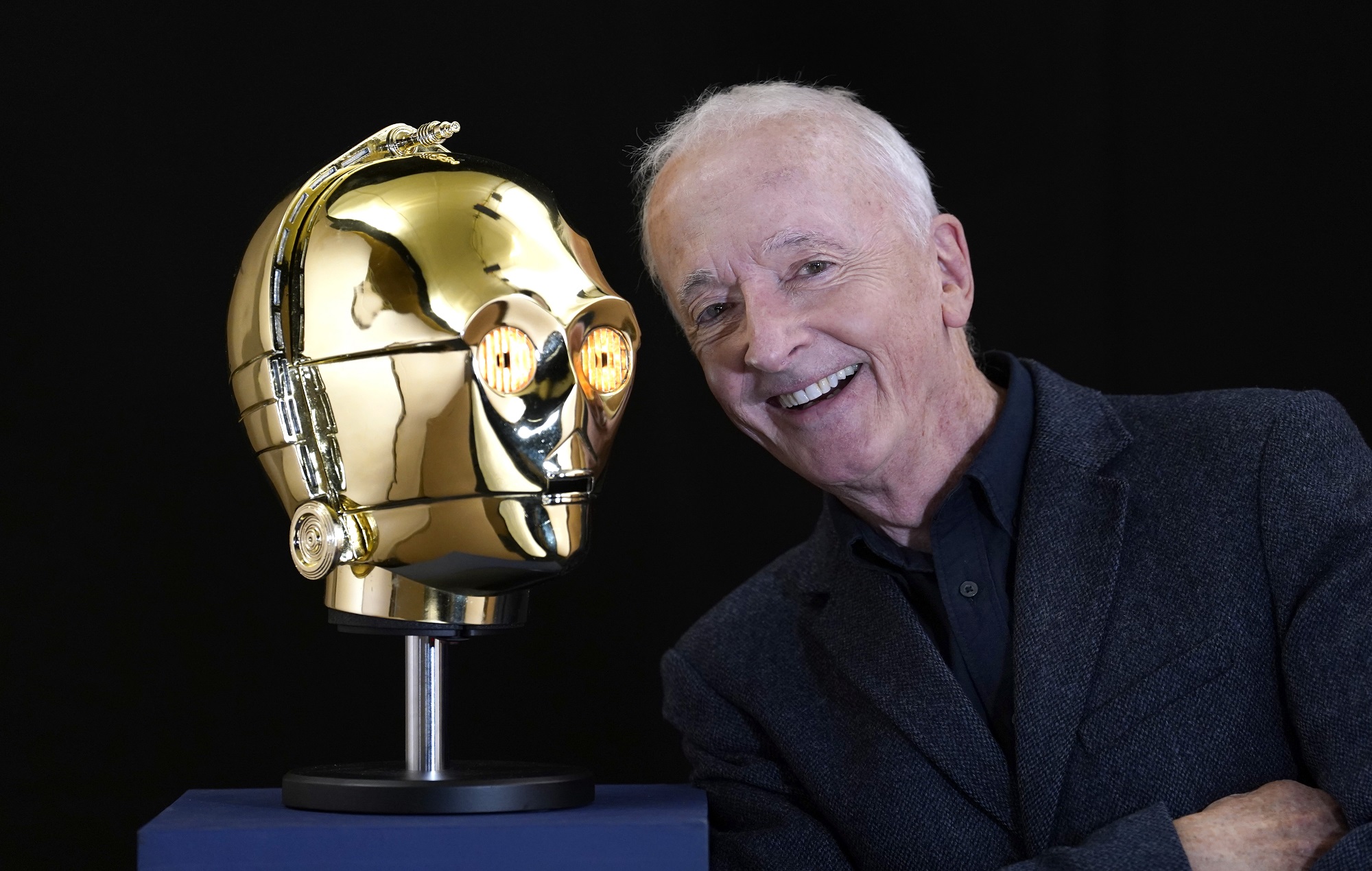El casco de C3PO de 'Star Wars' se venderá por 1 millón de libras