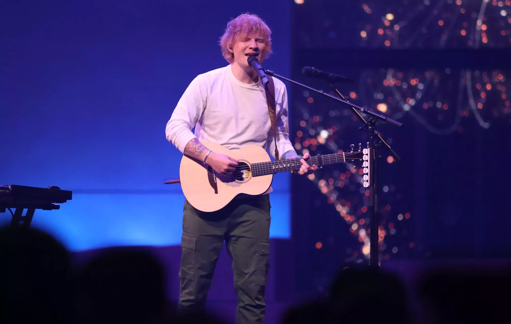 Ed Sheeran lanza la edición limitada de su guitarra acústica 
