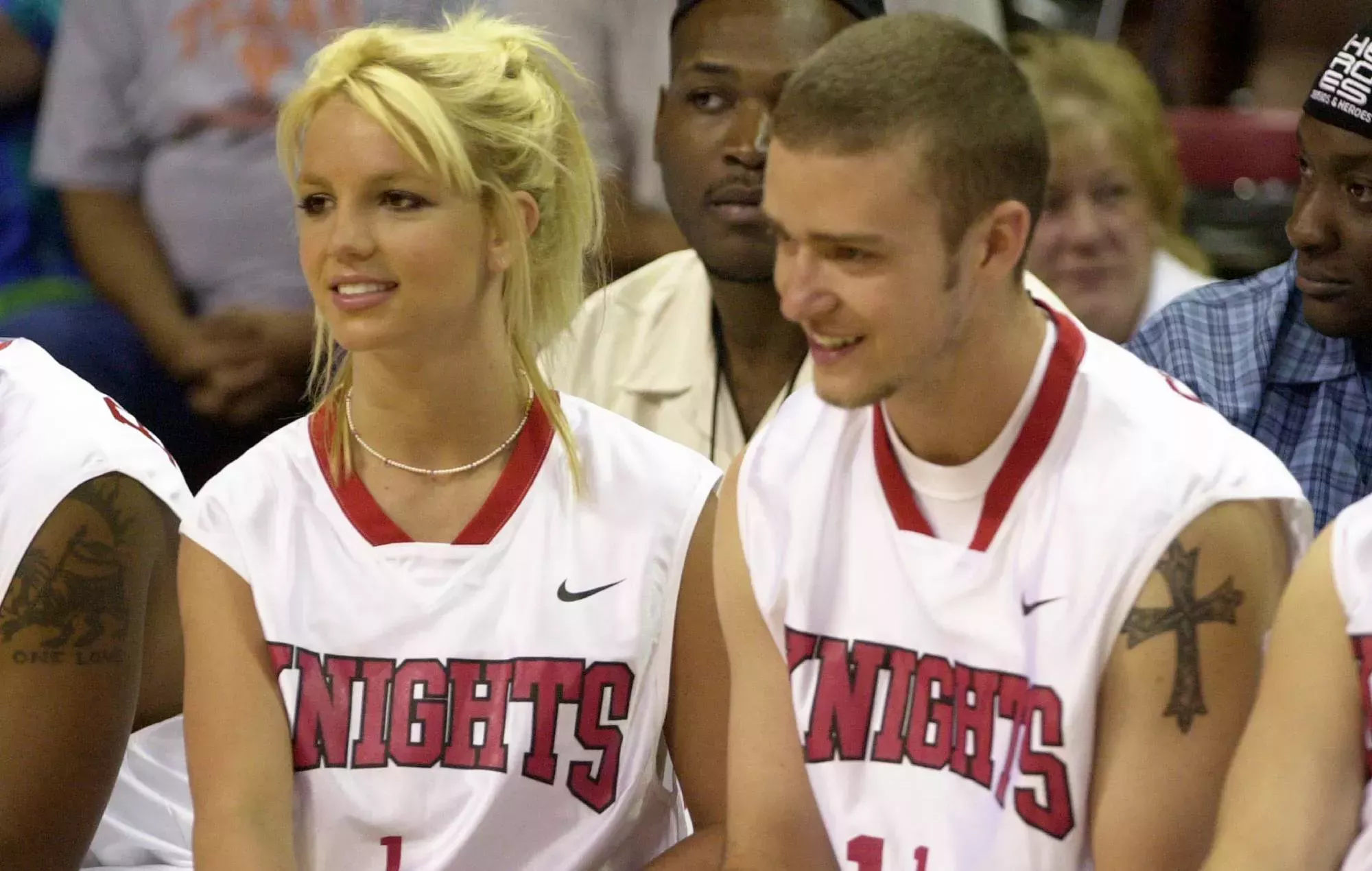 Britney Spears parece devolver el golpe a Justin Timberlake por sus comentarios 