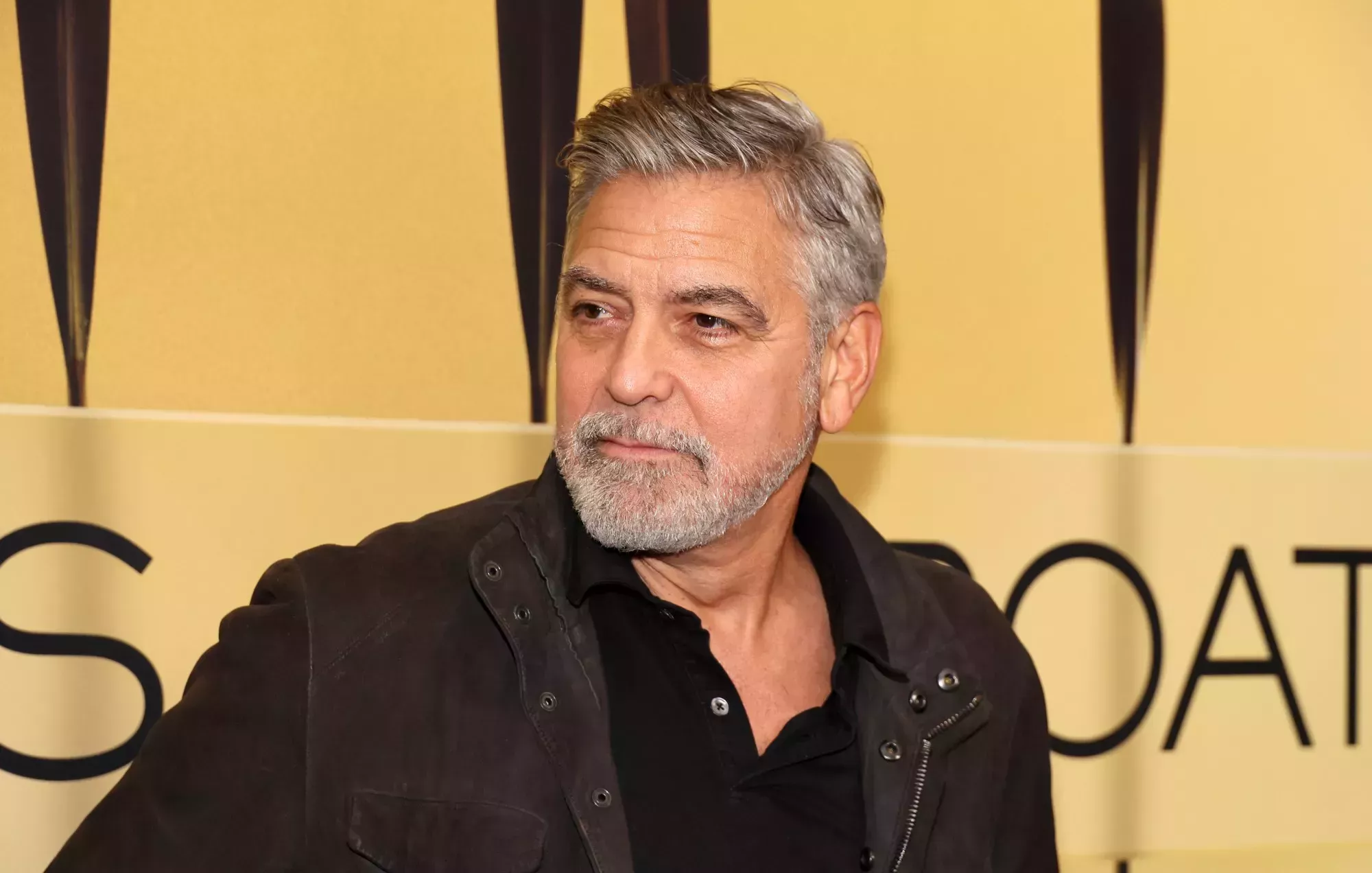 George Clooney dice que dirigir es 