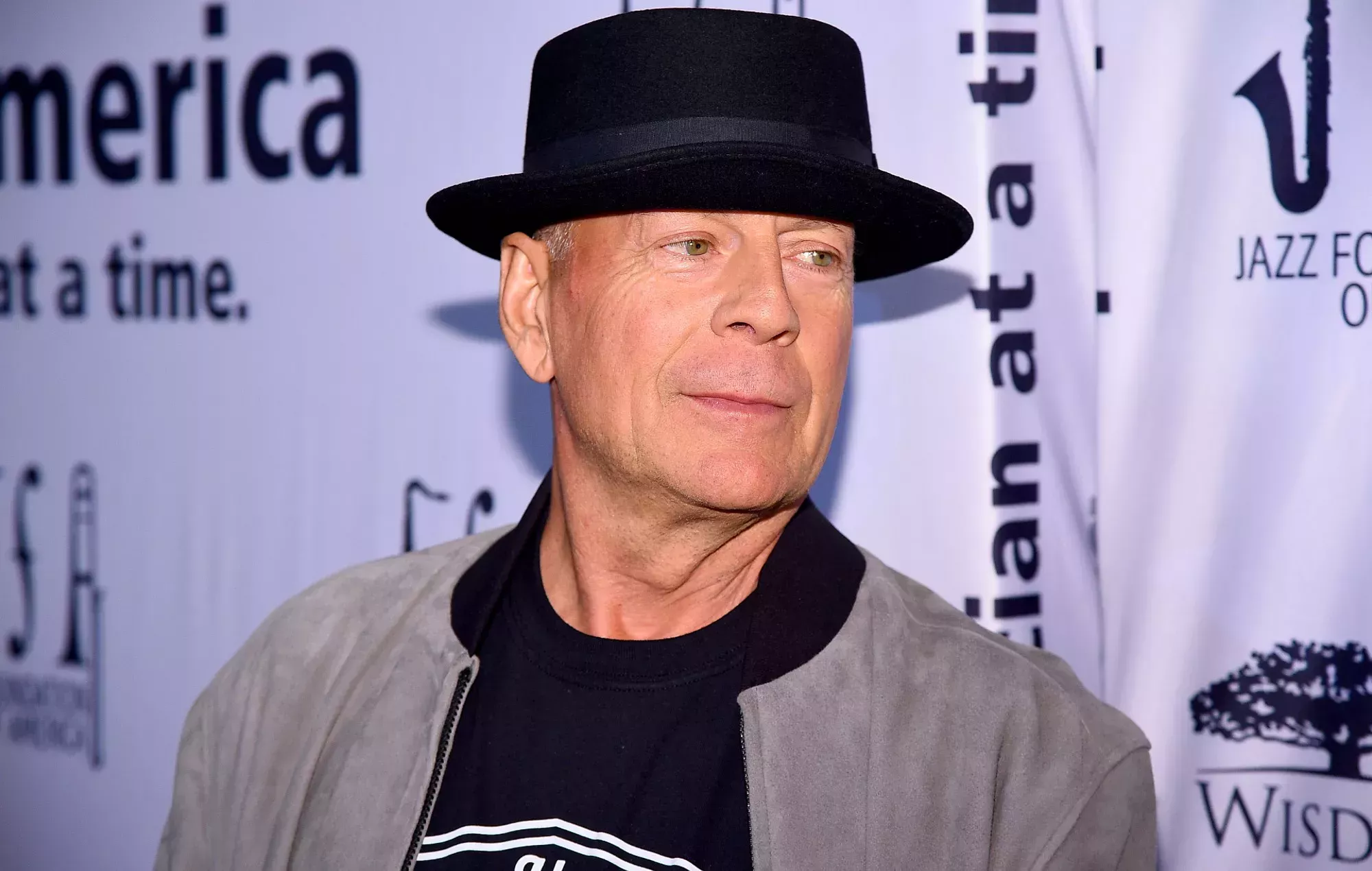 Bruce Willis no asiste a la reunión del reparto por el aniversario de Pulp Fiction