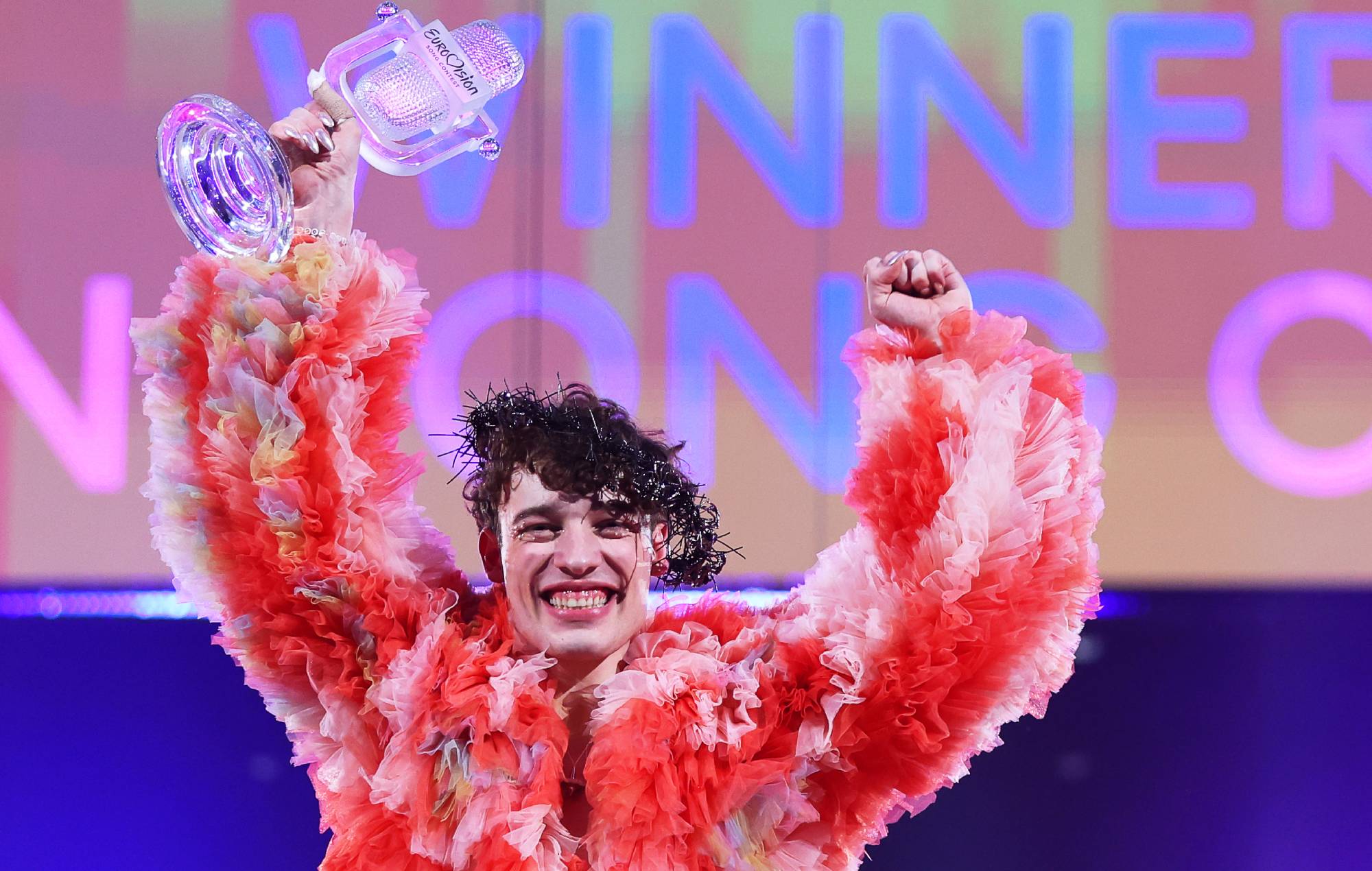 El suizo Nemo gana el Festival de Eurovisión 2024