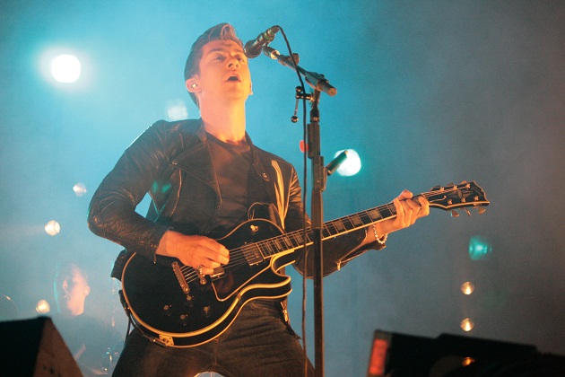 Arctic Monkeys 27/01/12 (3/9)