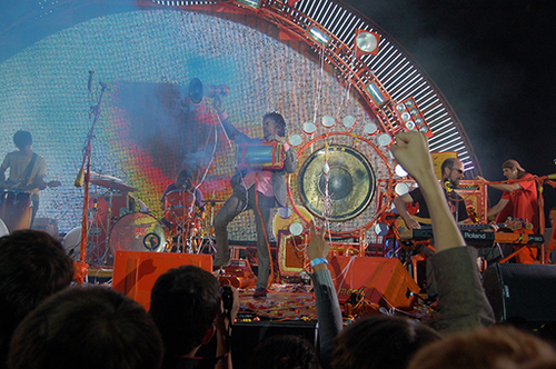 The flaming lips & stardeath and white dwarfs