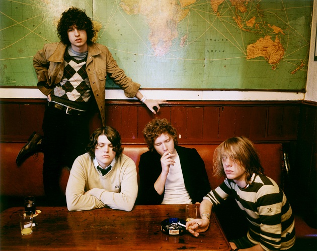 Escucha lo nuevo del comeback de The Kooks: 'Is it me'