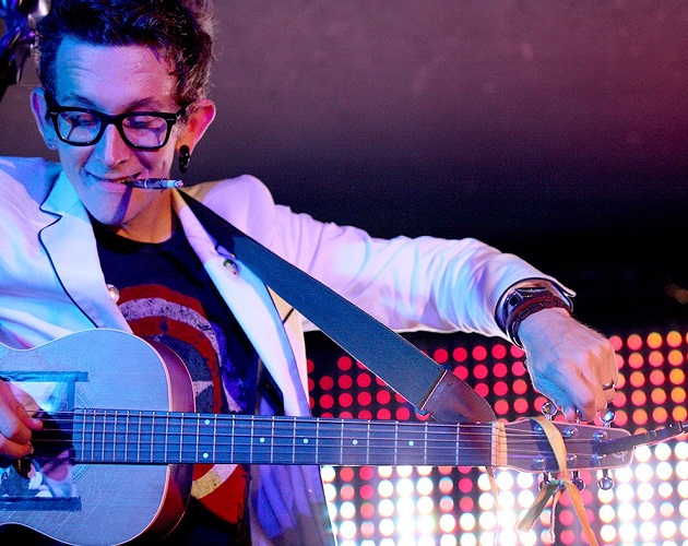 Micah P. Hinson y Tachenko versionarán el 'Trompe le monde' de los Pixies