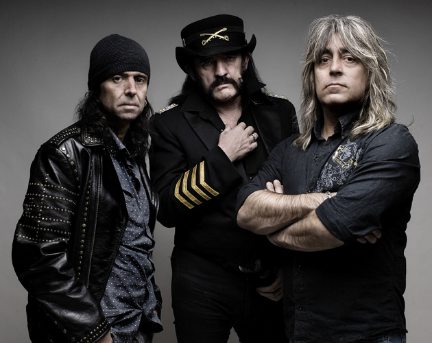 Lemmy Kilmister de Motörhead busca sus sombreros perdidos en A Coruña