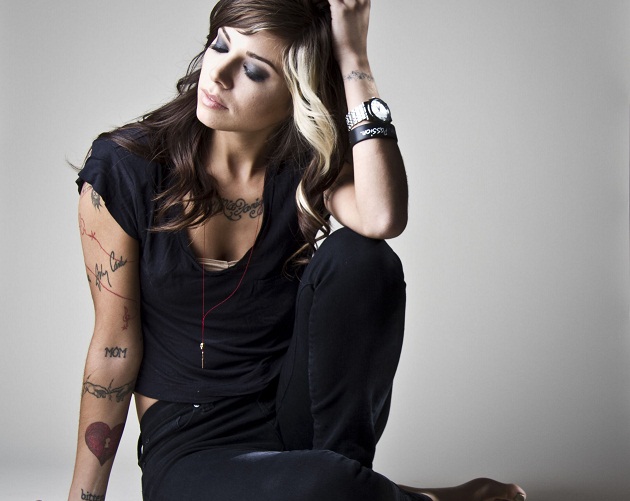 Nuevo vídeo de Christina Perri, que no la conoce ni ídem