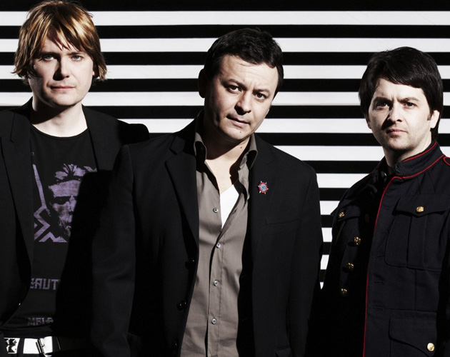 Los Manic Street Preachers ponen verdes a los Arctic Monkeys, los Strokes y Brian Eno
