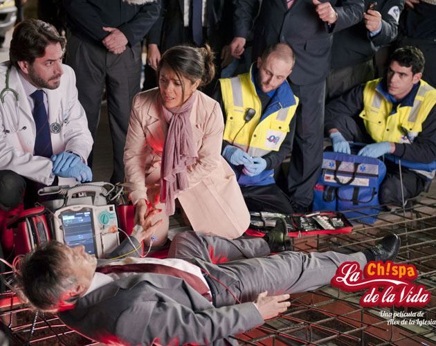 Trailer de La chispa de la vida: lo nuevo de Alex de la Iglesia a ritmo de AC/DC