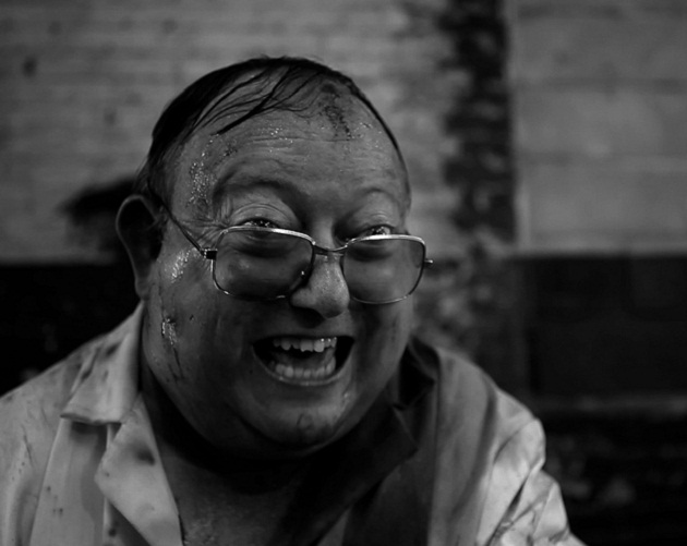 Segundo trailer de The Human Centipede: Full Sequence