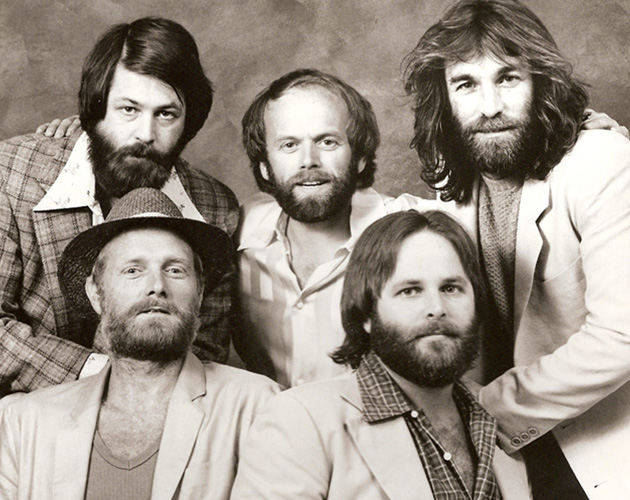 Los Beach Boys podrían tener nuevo disco y gira por su 50º aniversario