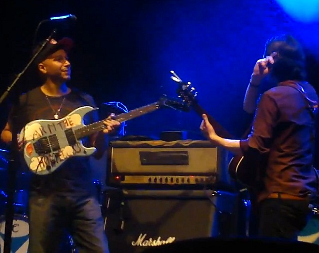Escucha a Bright Eyes y Tom Morello (RATM) tocar juntos 'Arienette'