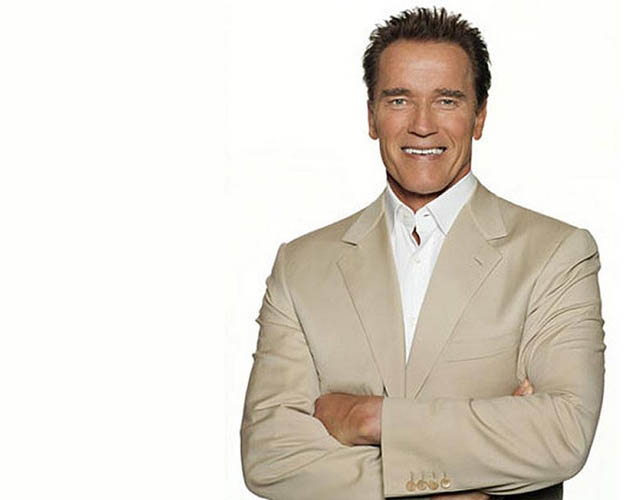 Arnold Schwarzenegger llega tarde a hacer el paripé en Madrid y sale abucheado