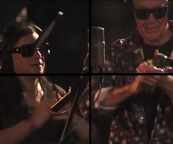 Miembros de los Doors graban una canción con un productor de dubstep