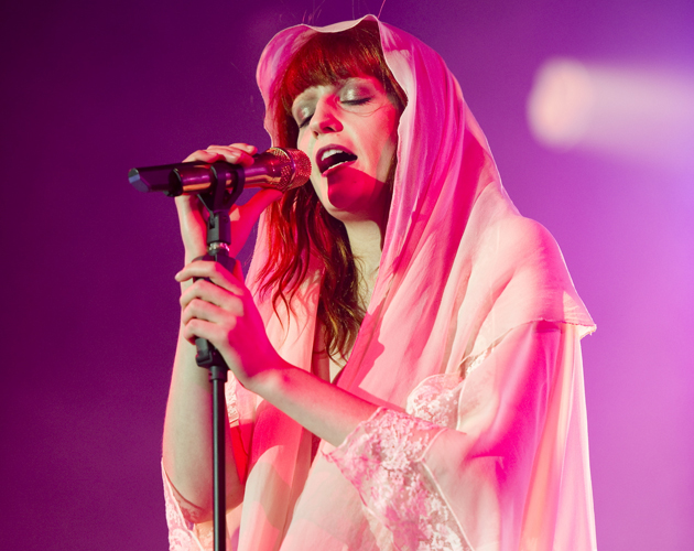 Florence + The Machine adelantan tres nuevas canciones de 'Ceremonials'