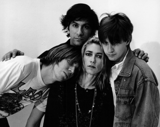 El futuro de Sonic Youth "incierto" tras la separación de Kim Gordon y Thurston Moore