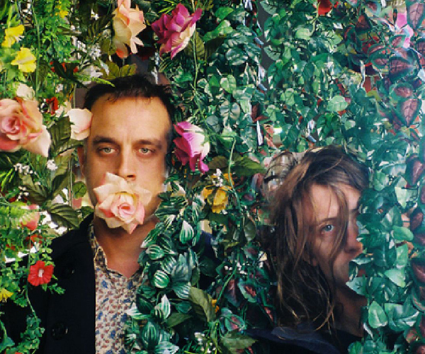 Be modern, my friend: Hoy, Girls