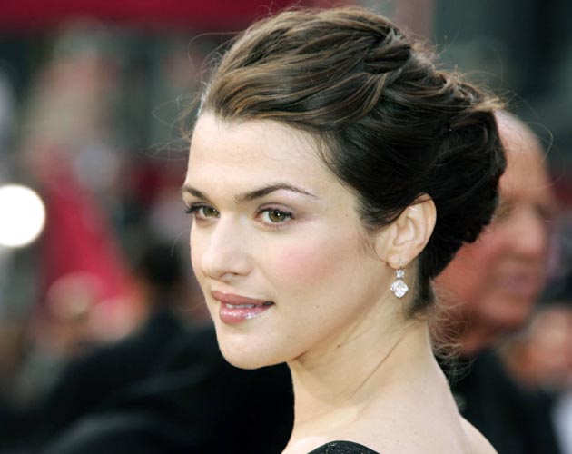 Rachel Weisz y Colin Firth juntos en The Railway Man