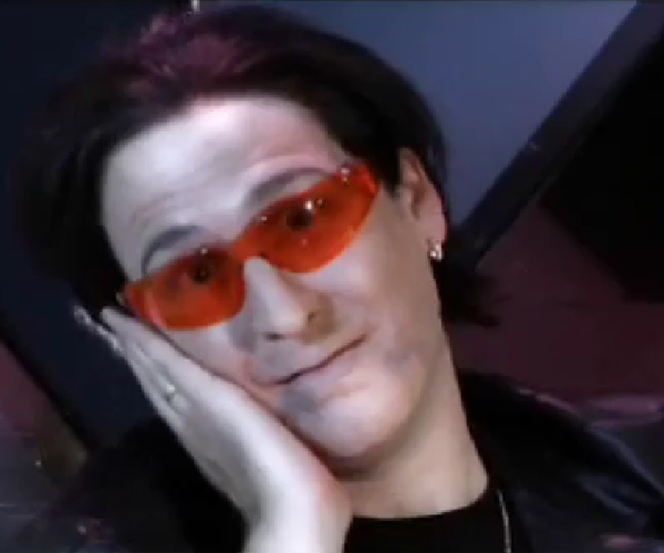 Recuperando Testimonios y Celebrities: Hoy, Bono