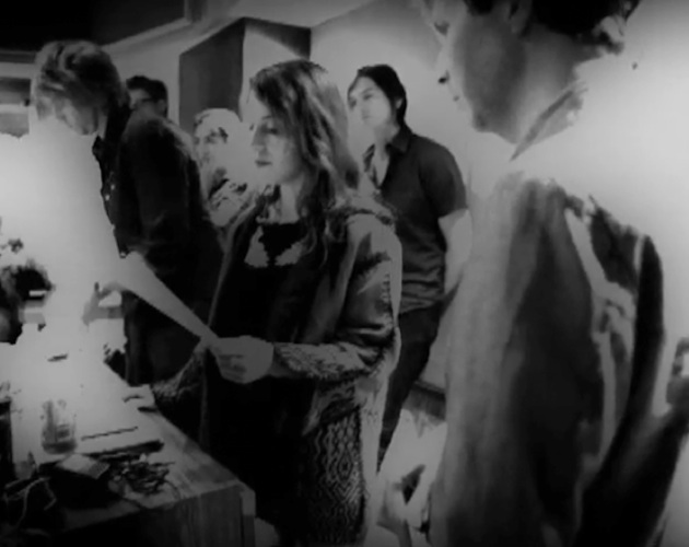 Beck hace un remix de Feist: 'How come you never go there'