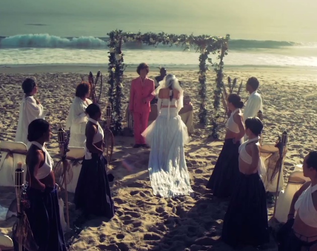 Bunbury presenta el trailer de 'Licenciado Cantinas: The Movie'