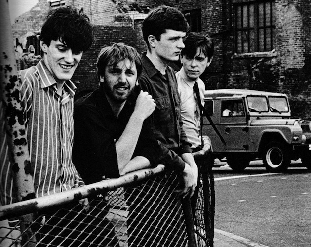 Now listening: 'Isolation' de Joy Division