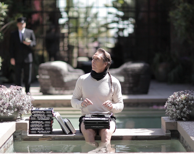 Teaser-trailer y teaser-póster de Wrong