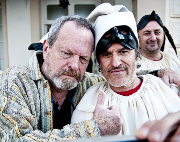 Terry Gilliam presenta un trailer del cortometraje 'The Wholly Family'