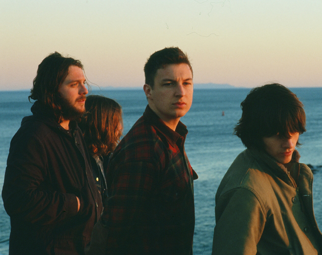 Arctic Monkeys hacen una versión de 'On A Mission' de Katy B