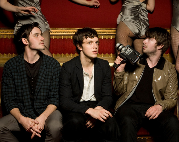 Escucha los remixes de Friendly Fires