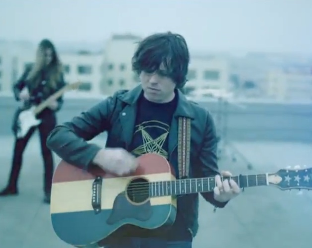 Nuevo videoclip de Ryan Adams: 'Chains of love'