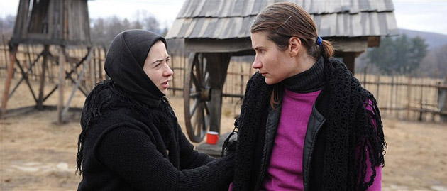 Primeras imágenes de lo nuevo de Cristian Mungiu, 'Beyond the hills'