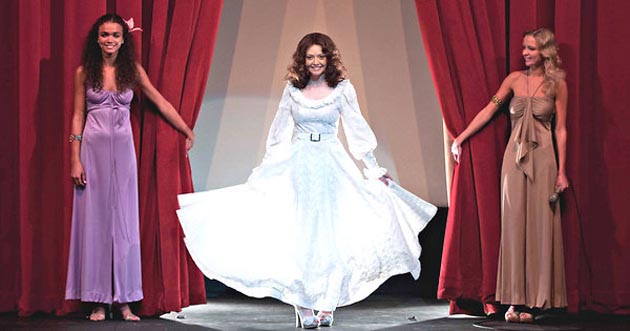 Amanda Seyfried protagoniza el póster de 'Garganta profunda' para 'Lovelace'