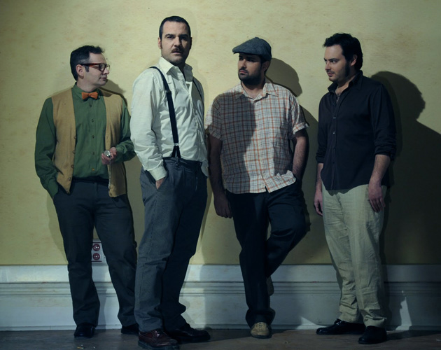 Nuevo videoclip de Eladio y los Seres Queridos: 'Con el corazón en la mano'