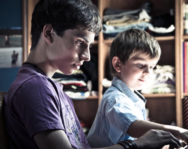 Sin sorpresas: 'Los niños salvajes' y 'Carmina o revienta' se reparten el palmarés del Festival de Málaga