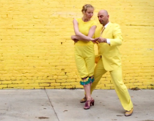 OK Go se pasan al tango en su nuevo vídeo, ‘Skycrapers’