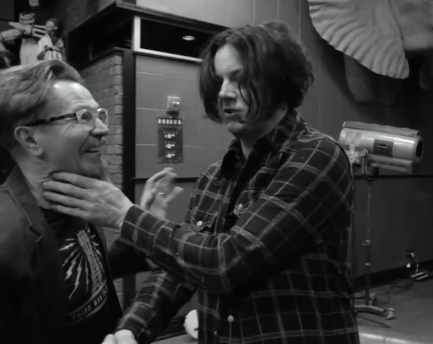 Ya puedes ver al completo el concierto de Jack White dirigido por Gary Oldman